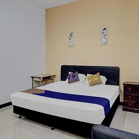 Spot On 90656 Wisma Harapan Bandung Buitenkant foto